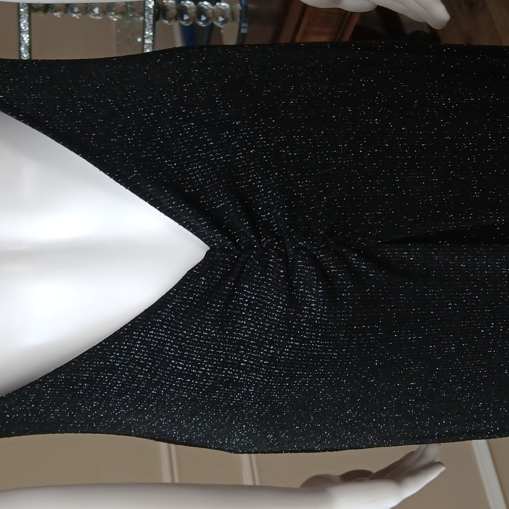 Windsor Black Shiny Asymmetrical Ruffle Floor-Length Cocktail Dress. Size S - Picture 10 of 17